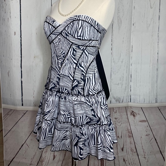 Bebe double sided dress - Picture 10 of 16